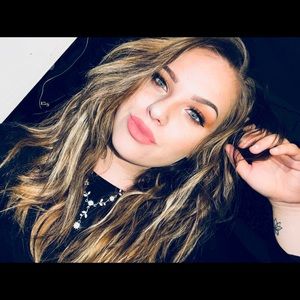 Meet your Posher, Kalli